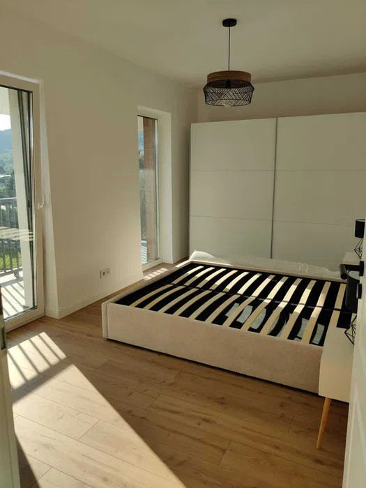 Apartament cu 2 camere, 56 mp, 2 balcoane, zona Avram Iancu