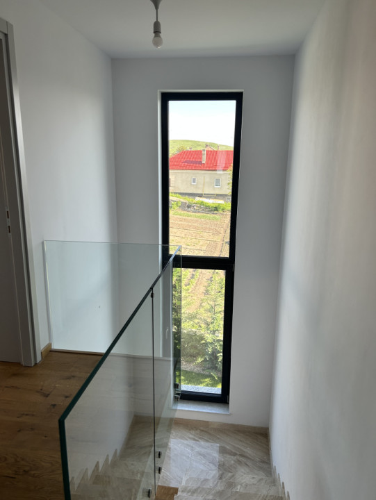 Casa individuala finisata LUX Apahida 160mp utili 450mp teren 5 camere 