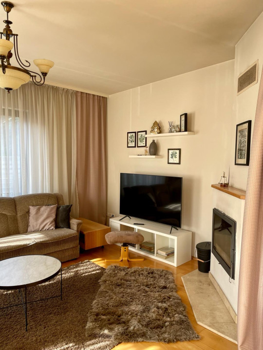 Casa de vanzare 230mp utili, Zona Buna Ziua