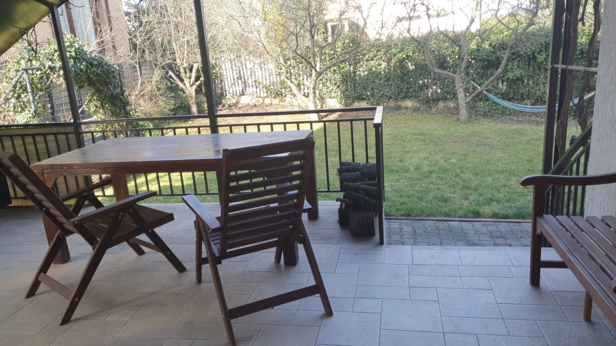 Casa de vanzare 230mp utili, Zona Buna Ziua