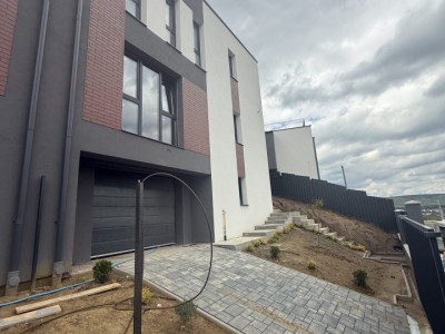 Casa 5 camere FINISAT! - 123,57 mp utili - garaj - zona Eroilor, Floresti!
