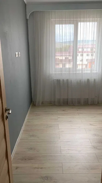Apartament cu 3 camere, 74 mp, parcare, zona Parcului Poligon