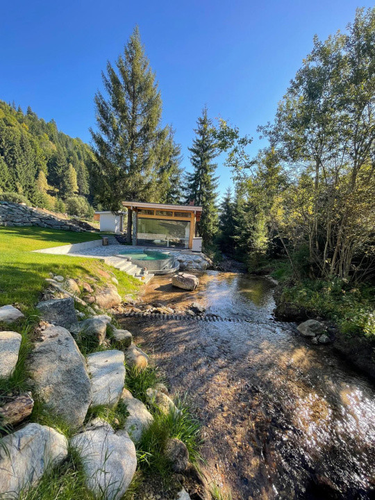 Casa de vacanta, 1200mp de teren, 101mp utili, Muntele Baisori