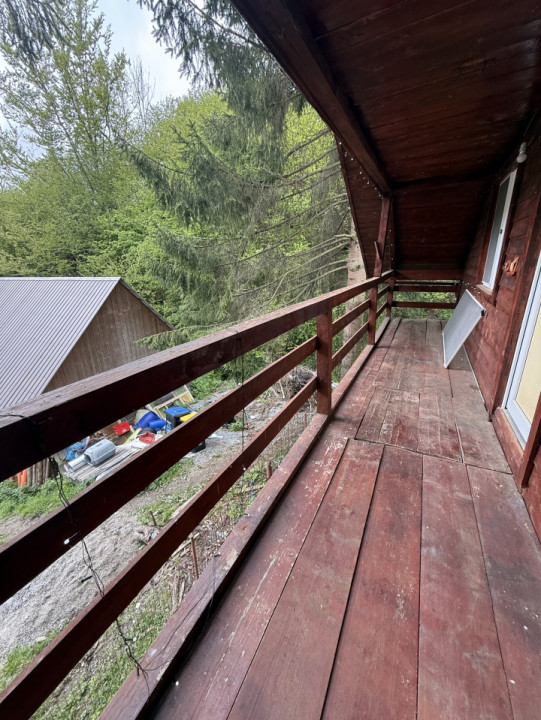 Cabana 5 dormitoare - 138.6 mp utili - 386 mp teren - Baisoara!