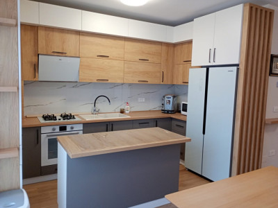 Apartament de 3 camere, 2 bai, parcare subterana Columna 