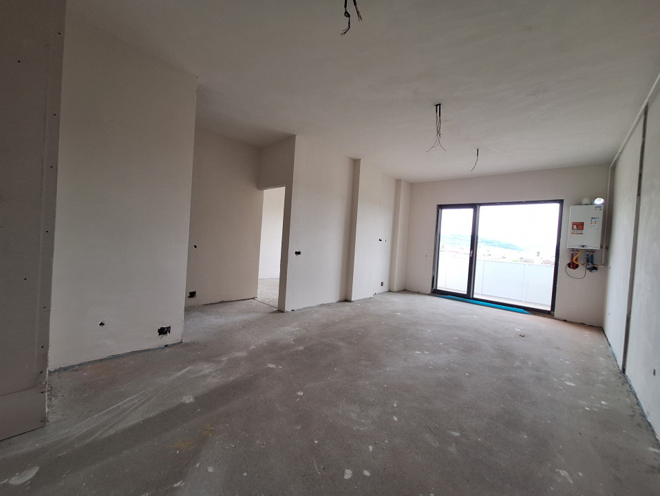 Apartament cu 2 camere, 45 mp, parcare, zona Eroilor