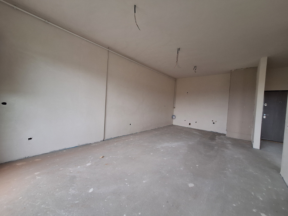 Apartament cu 2 camere, 45 mp, parcare, zona Eroilor