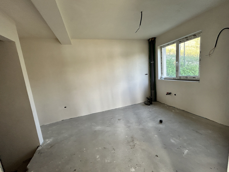 Casa individuala de vanzare Chinteni Lac 180mp utili plus 250mp teren