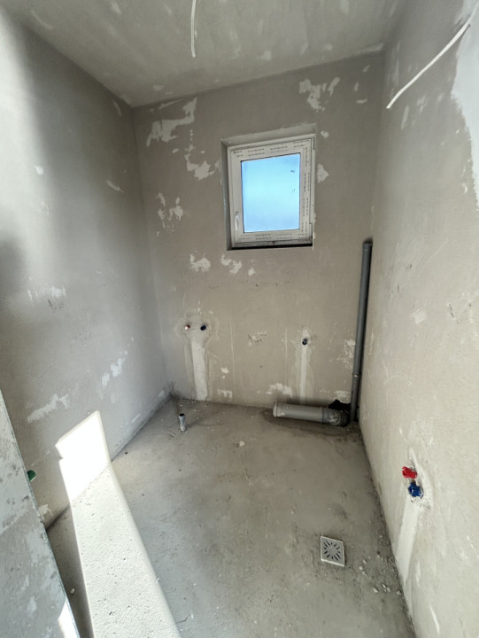 Casa individuala de vanzare Chinteni Lac 180mp utili plus 250mp teren