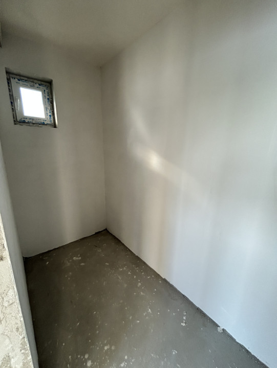 Casa individuala de vanzare Chinteni Lac 180mp utili plus 250mp teren