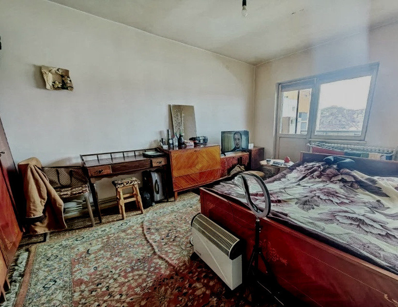 Oportunitate! Apartament 3 camere, 2 bai, decomandat, 69mp, zona Calea Floresti