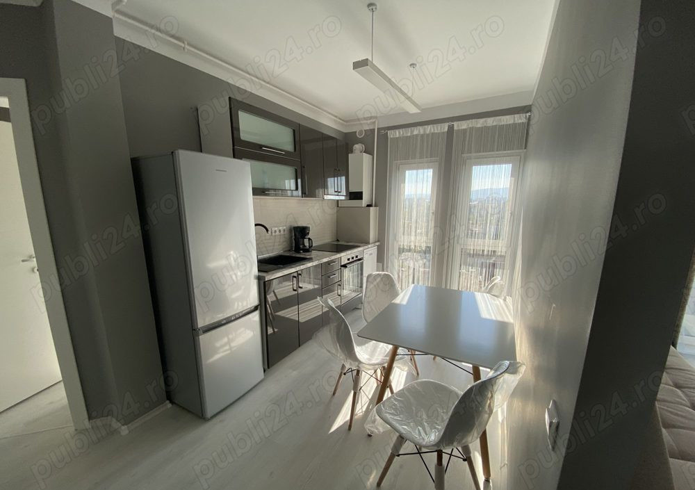 Apartament 3 camere, etaj intermediar, zona Fabricii