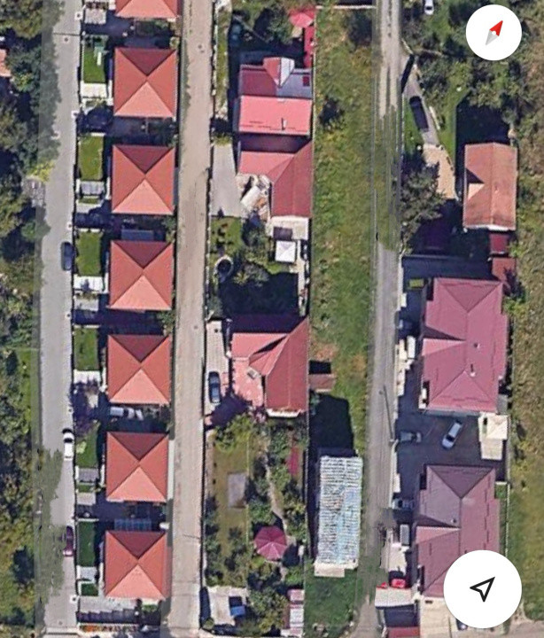 Teren intravilan 1.000mp cu construcție la Rosu Baciu 