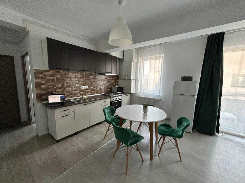 Apartament cu 2 camere, 48 mp, parcare, zona Terra