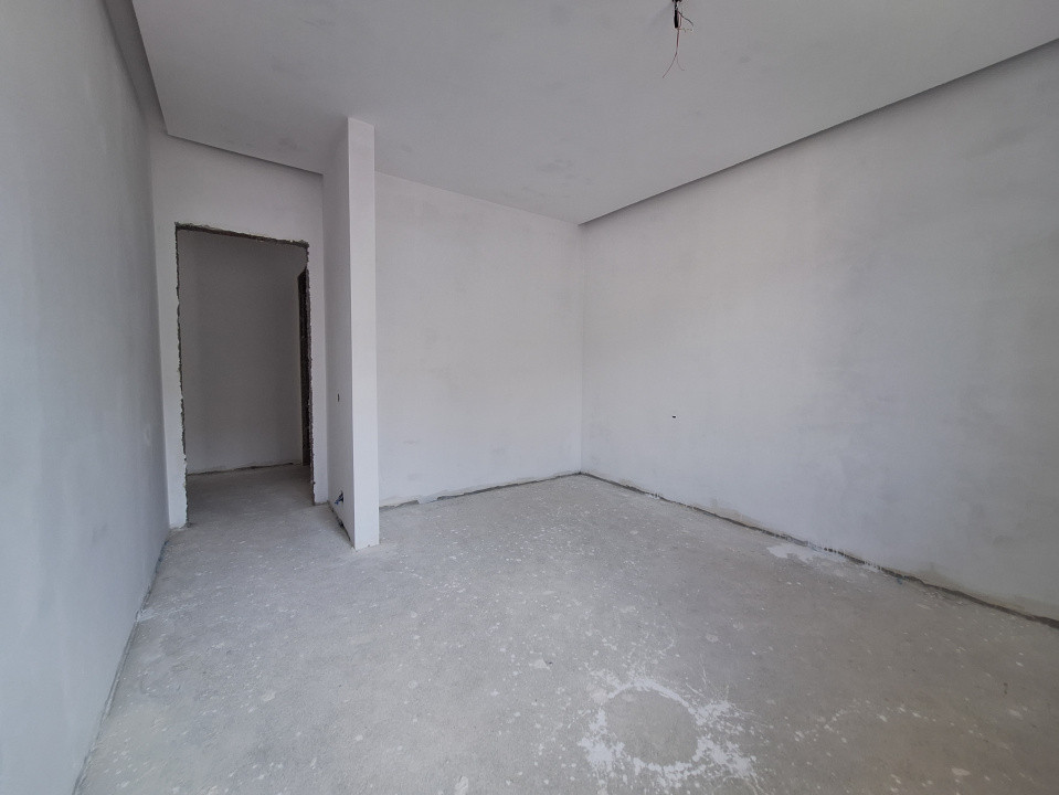 Apartament cu 3 camere, 66 mp, parcare, zona Terra