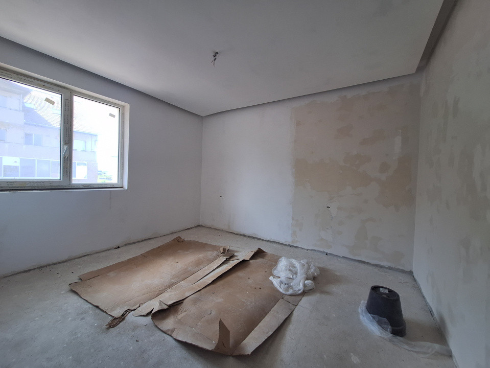 Apartament cu 3 camere, 66 mp, parcare, zona Terra