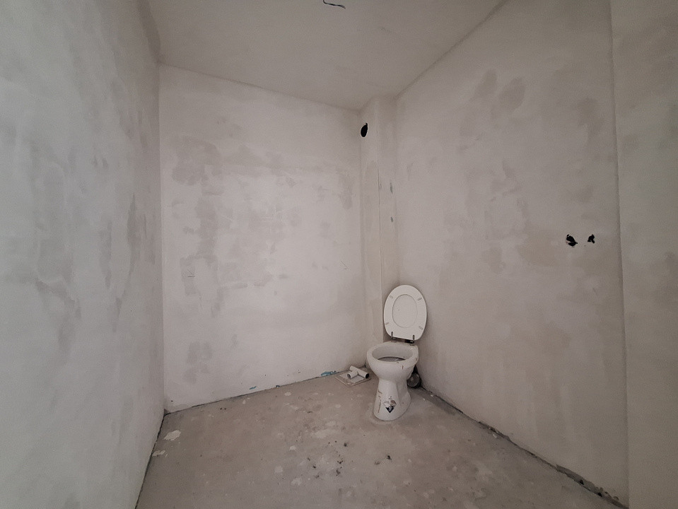 Apartament cu 3 camere, 66 mp, parcare, zona Terra