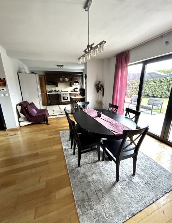 Casa Exclusivista, 216 mp, teren 500 mp, Floresti