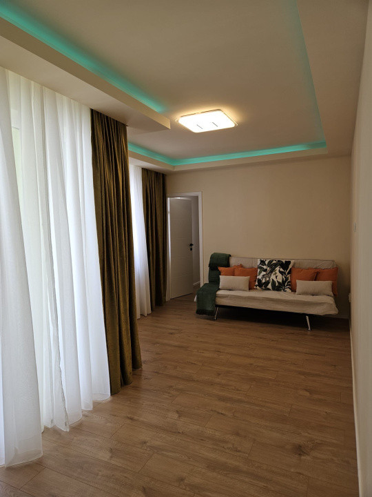 Apartament 2 camere, decomandat, 37 mp, zona Eroilor 