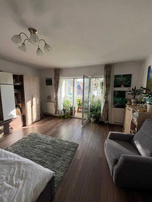 Apartament cu 2 camere, 47 mp, balcon, zona Eroilor