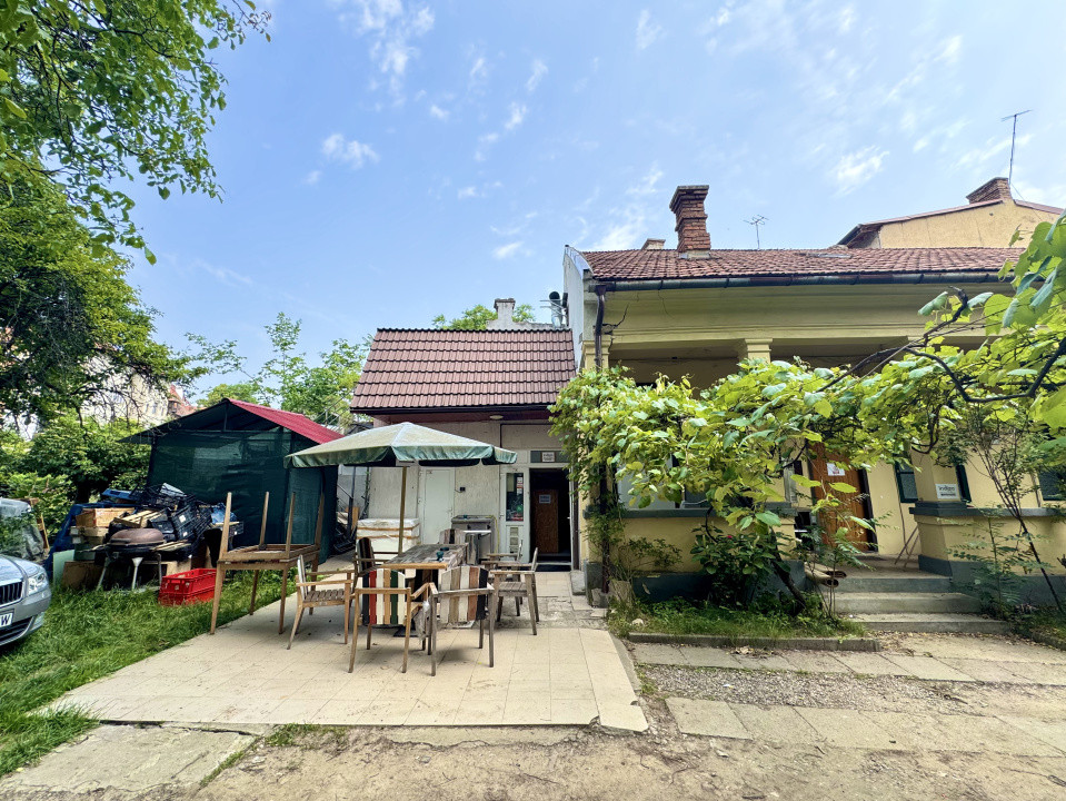Spațiu pentru restaurant, bucătărie 120 mp, curte/terasă 400 mp, zona Centrală