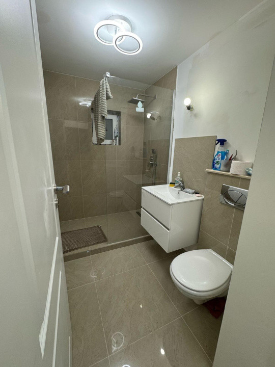 Apartament 4 camere - 61,33 mp utili - zona Avram I. - Floresti!