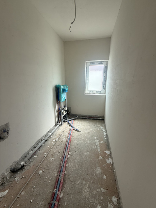 Casa duplex - 170 mp utili - 4 camere - 550 mp teren - zona Tautiului, Floresti!