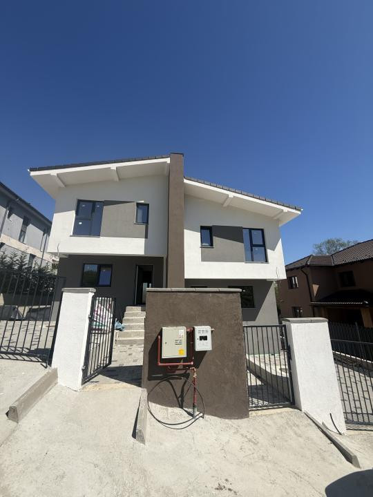 Casa duplex - 170 mp utili - 4 camere - 550 mp teren - zona Tautiului, Floresti!