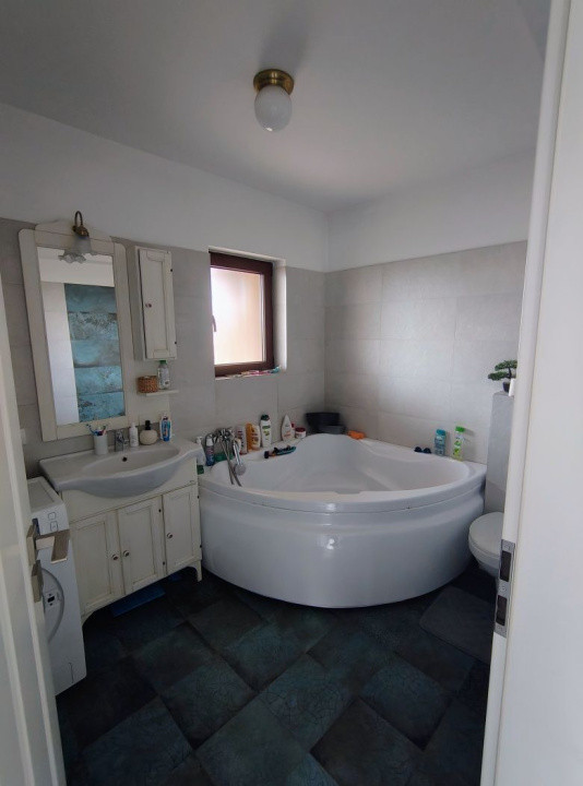 Duplex la cheie 120mp utili , 310mp teren zona Terra 