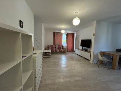 Apartament 3 camere, semidecomandat, 81 mp,  zona Subcetate 