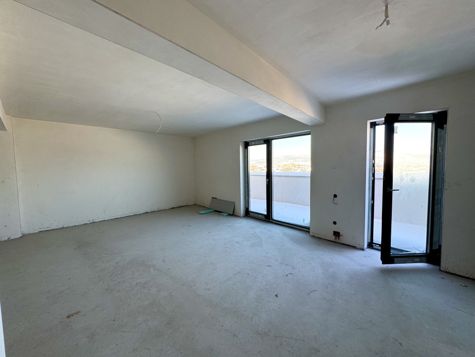 Apartament 3 camere, 94 mp utili, terasa 23 mp, zona Podului IRA