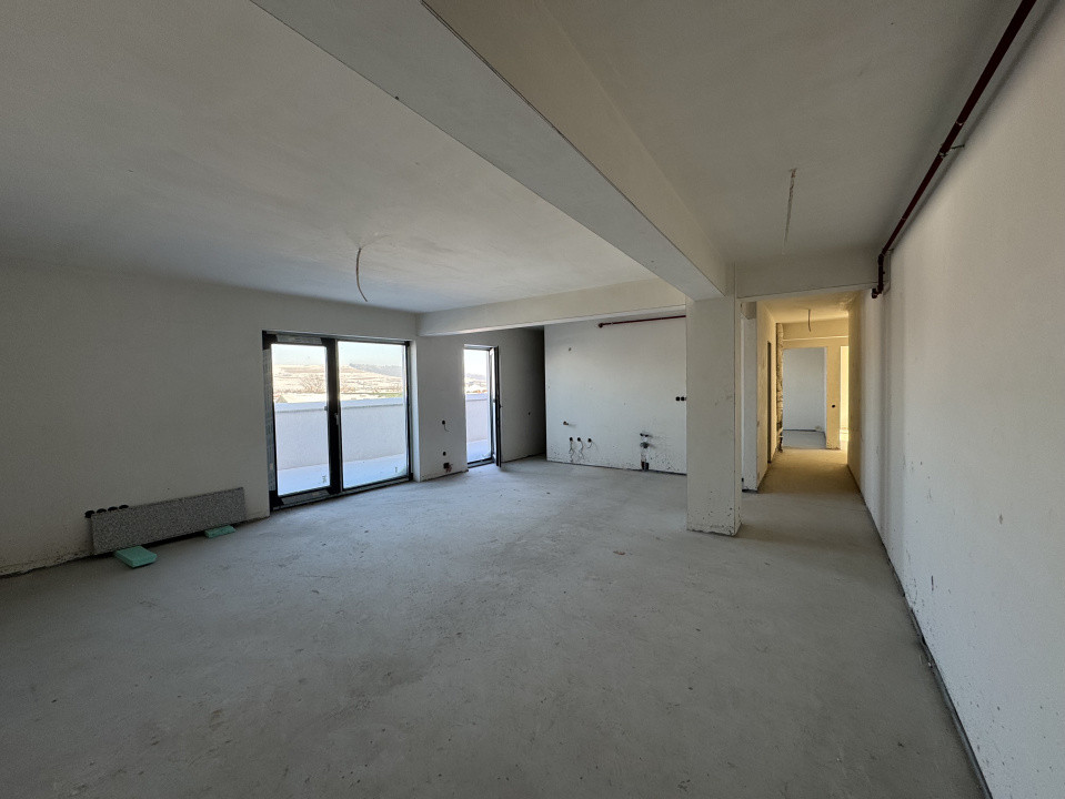Apartament 3 camere, 94 mp utili, terasa 23 mp, zona Podului IRA