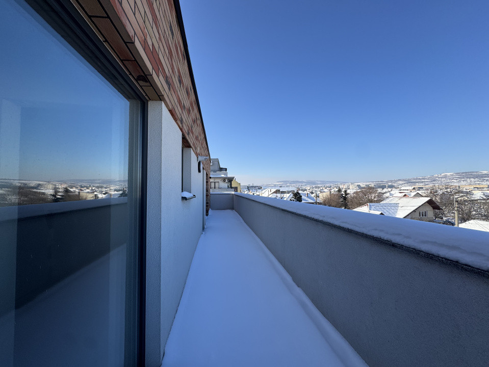 Apartament 3 camere, 94 mp utili, terasa 23 mp, zona Podului IRA