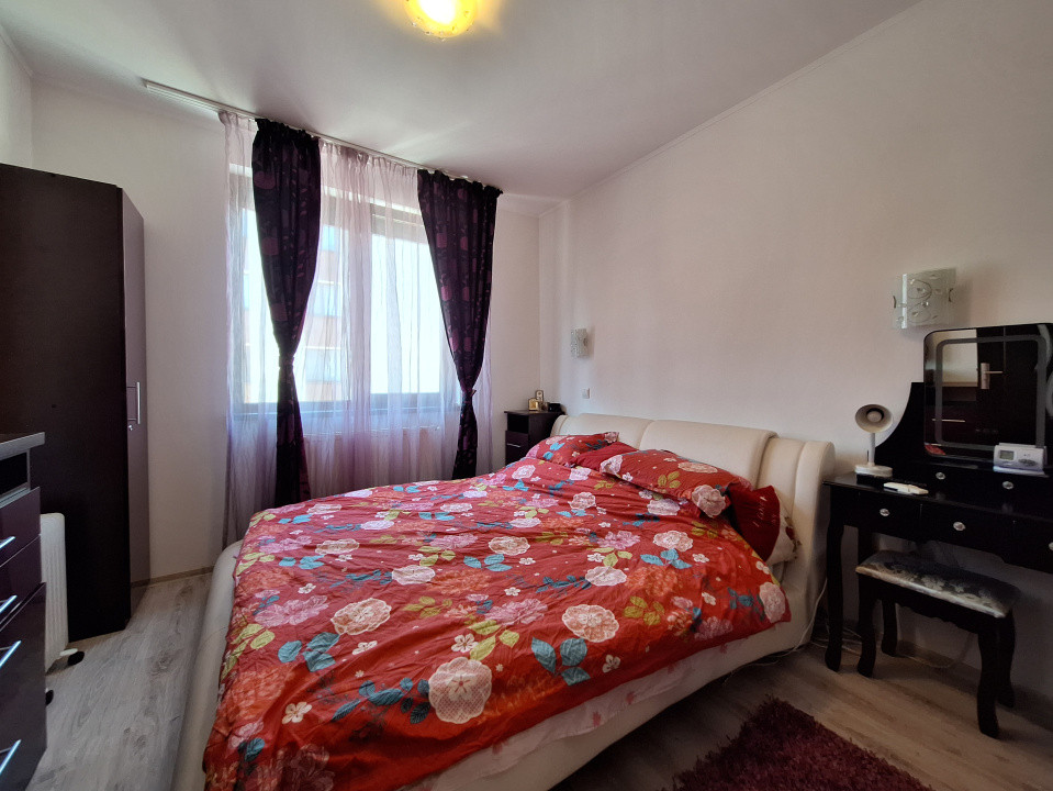 Apartament cu 3 camere, 75 mp, parcare, zona Eroilor