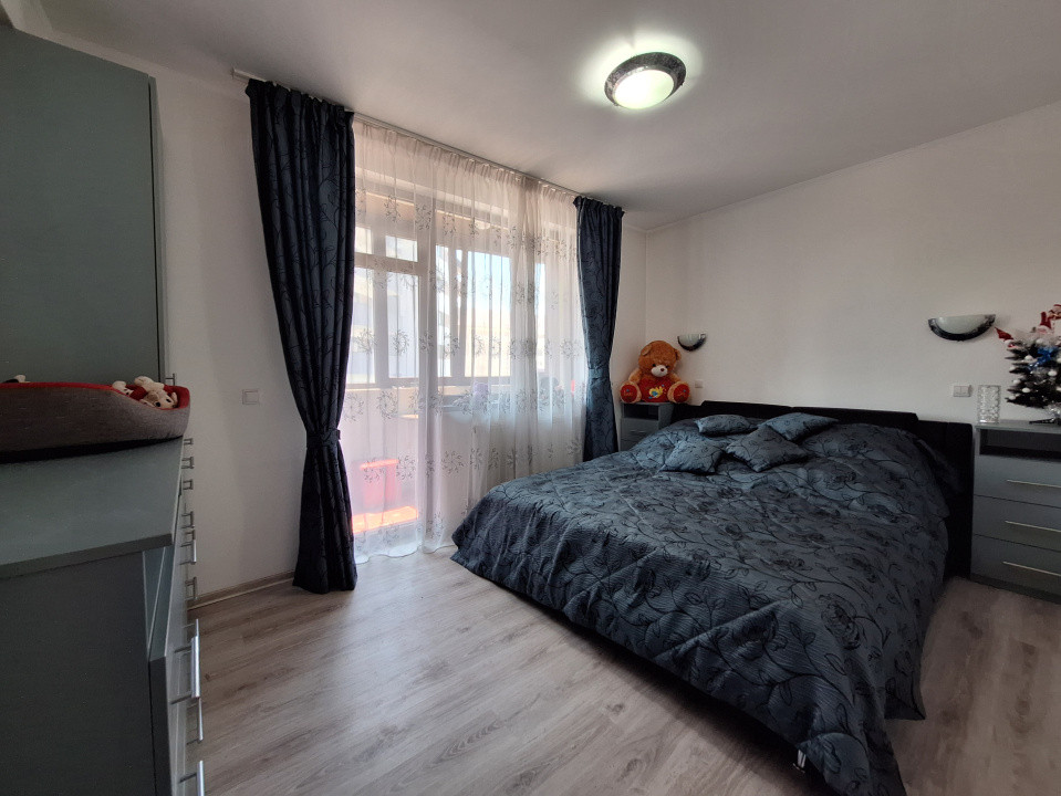 Apartament cu 3 camere, 75 mp, parcare, zona Eroilor