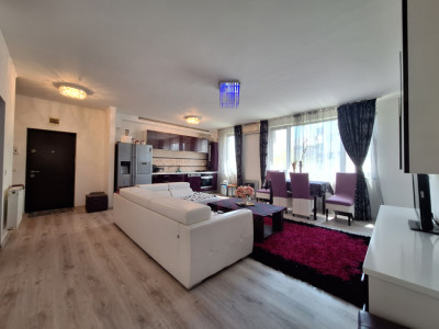 Apartament cu 3 camere, 75 mp, parcare, zona Eroilor