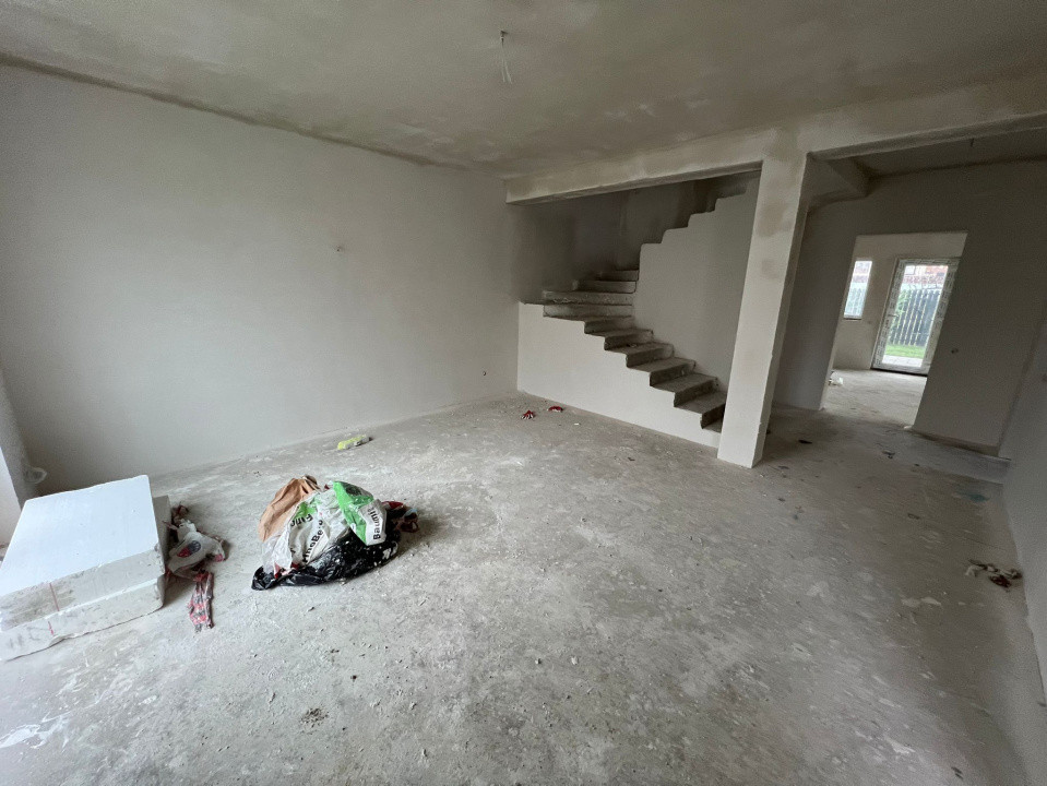 Duplex de 4 camere, 125 mp utili, garaj, zona Tineretului