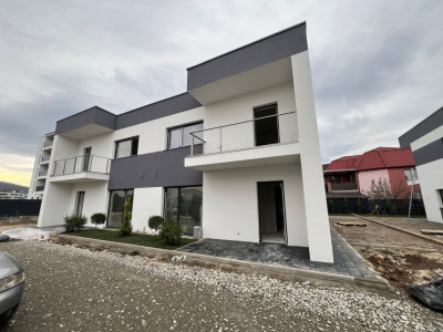 Duplex de 4 camere, 125 mp utili, garaj, zona Tineretului