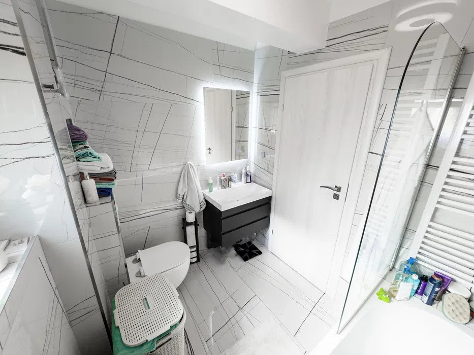 Apartament de 3 camere, 70 mp utili +Gradina, Razoare (VIVO)