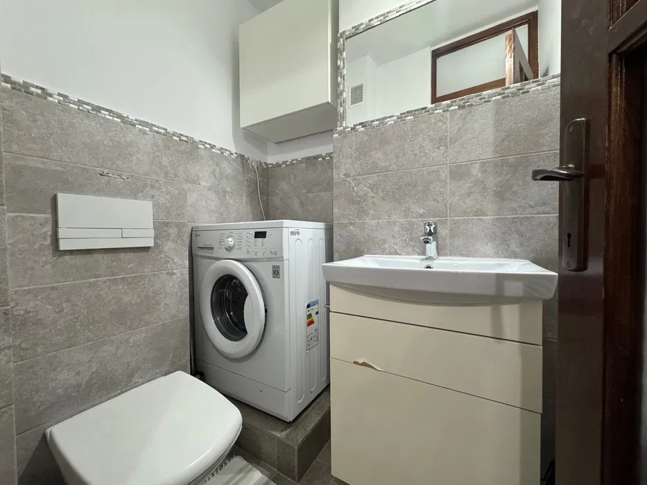 Apartament 3 camere, renovat, 70 mp utili, 2 băi, balcon, beci, Grigorescu