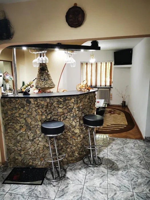 Apartament 3 camere, 64 mp utili, balcon, beci, parcare, Zorilor