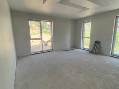 2 camere, 52 mp,  – parțial finisat, perfect de amenajat