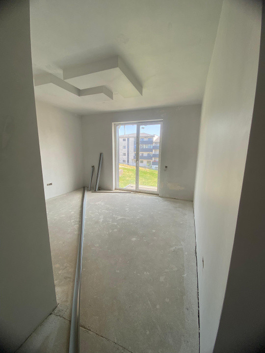 2 camere, 37mp  – parțial finisat, perfect de amenajat