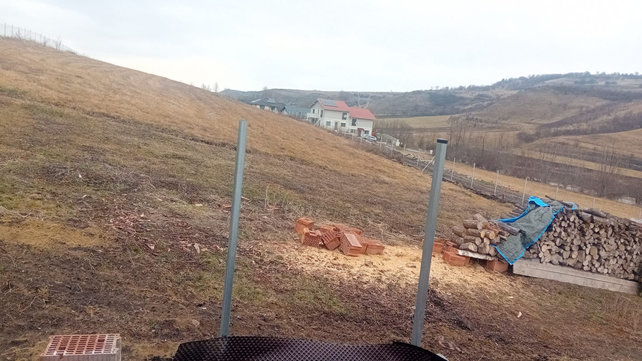 INVESTITIE! Teren intravilan 700 mp - toate utilitatile - Popesti!