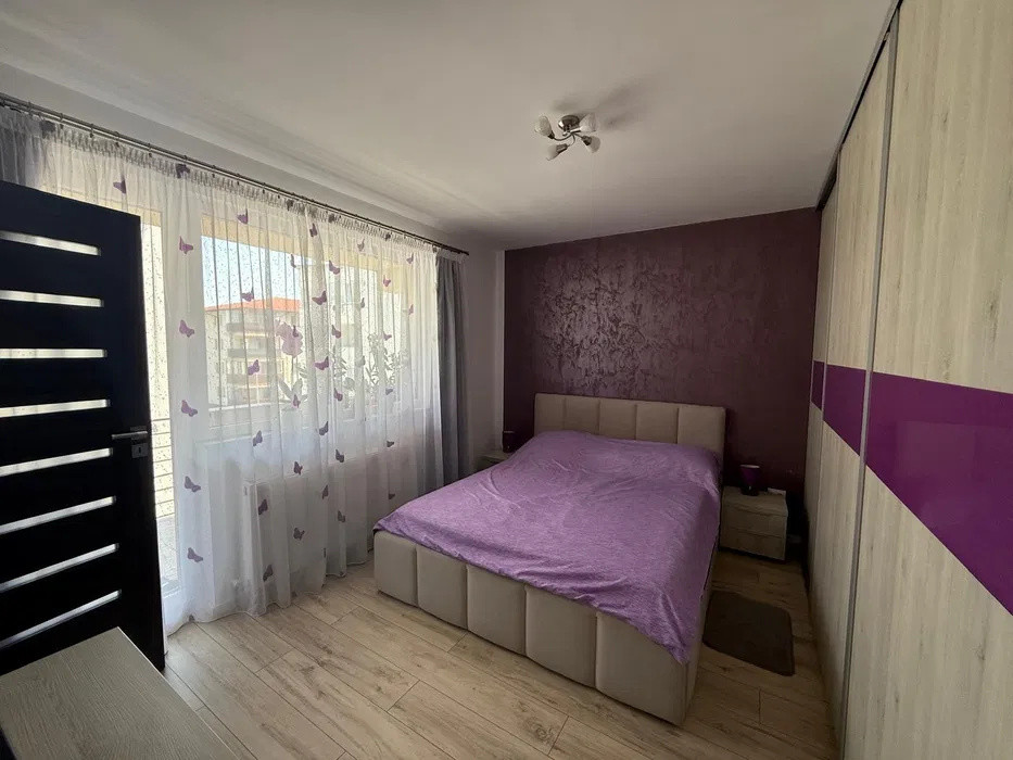 Apartament cu 3 camere, 78 mp, parcare, zona Eroilor