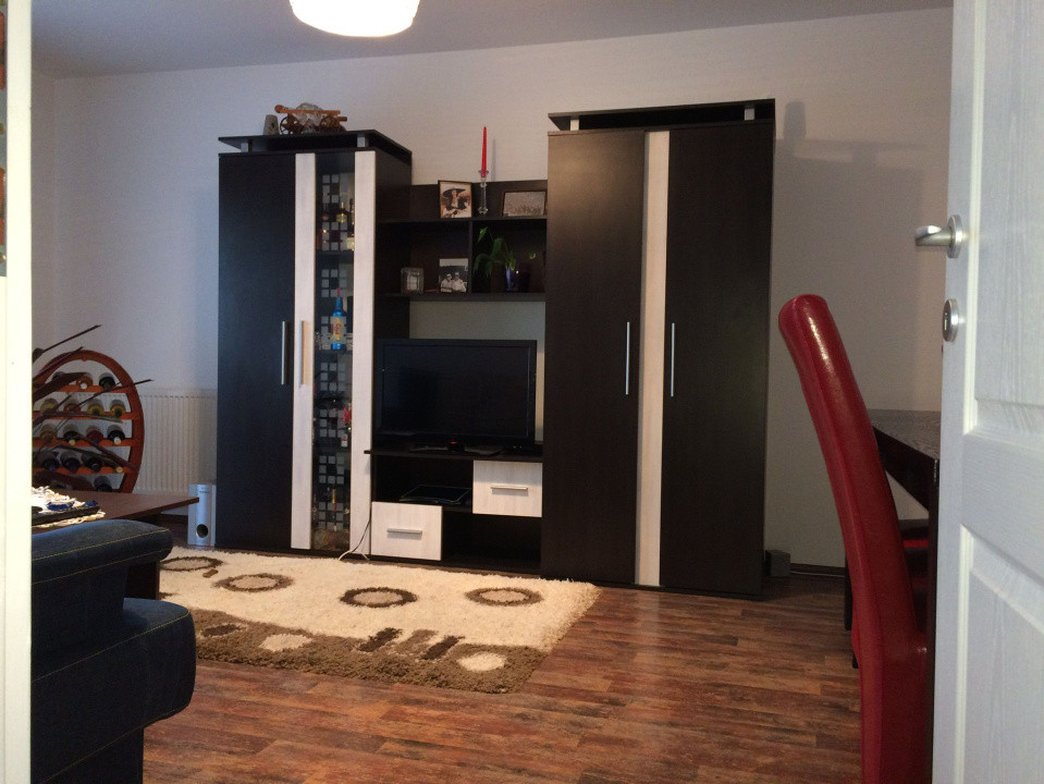 Apartament cu 2 camere, 57 mp, balcon, zona Terra