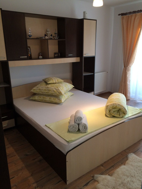 Apartament cu 2 camere, 57 mp, balcon, zona Terra