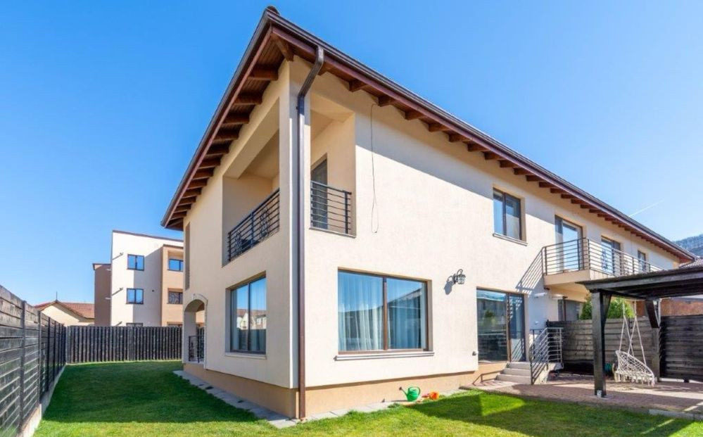 Casa de inchiriat, Zona Florilor, 3 dormitoare, 2 parcari, la cheie