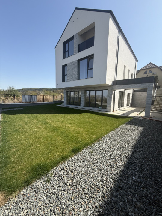 Casa unifamiliala 220 mp utili - zona restaurantului Arom, Cluj!