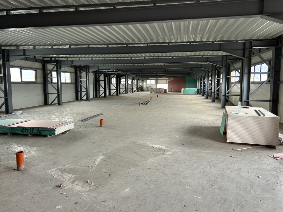 Hala de vanzare 1800mp in Baciu zona Prodvinalco P+2